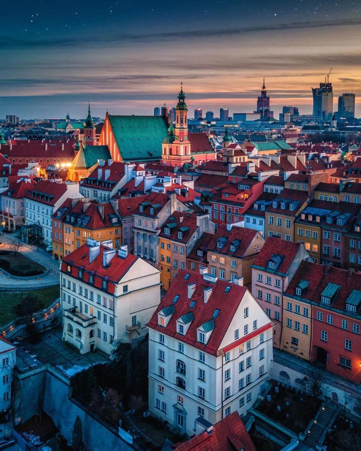 View Metro Wifi 1Gb 80'Tv Netflix Disney+ Hbo Warsawa Bagian luar foto